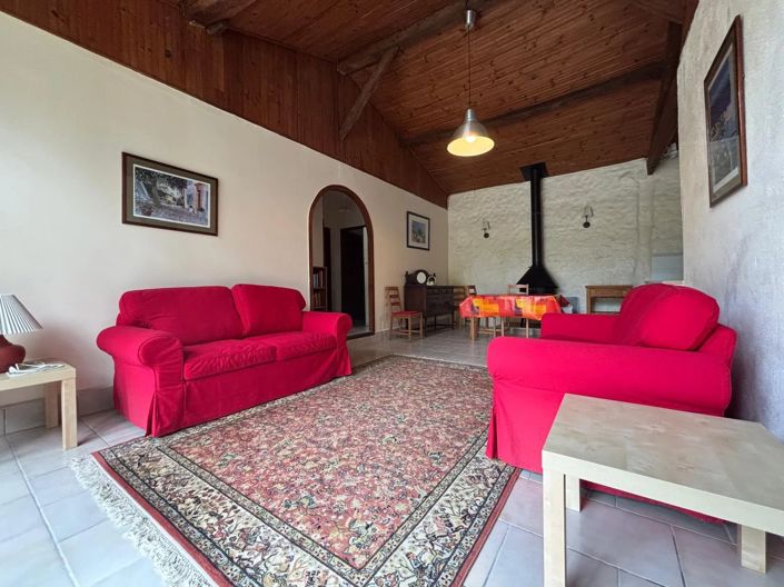 Image No.15-8 Bed House for sale