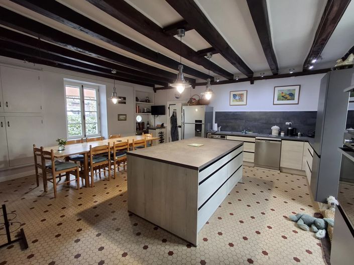 Image No.4-4 Bed House for sale