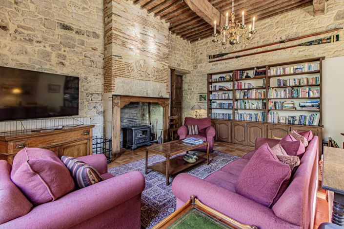 Image No.4-4 Bed House for sale