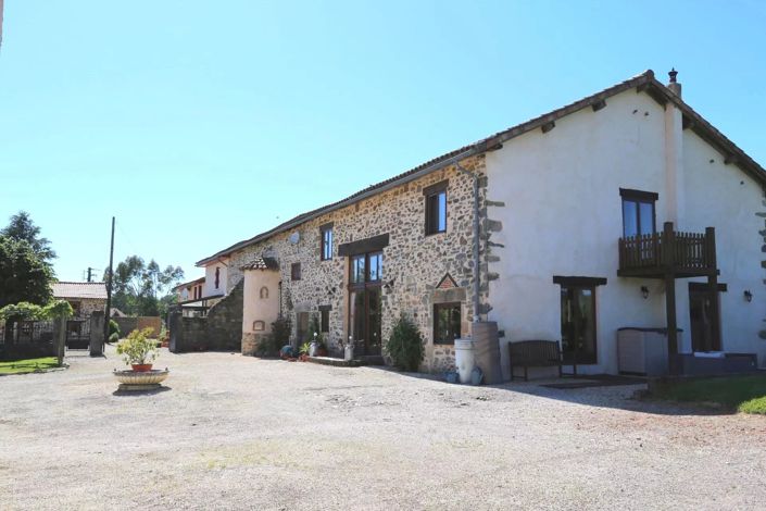 Image No.14-7 Bed House for sale