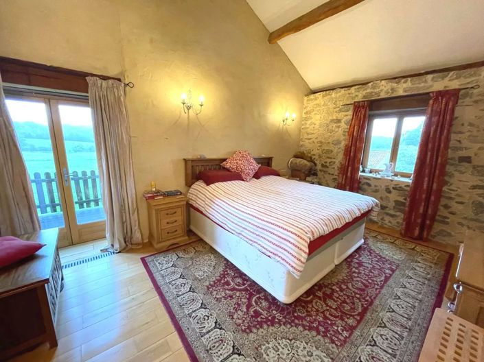 Image No.6-7 Bed House for sale