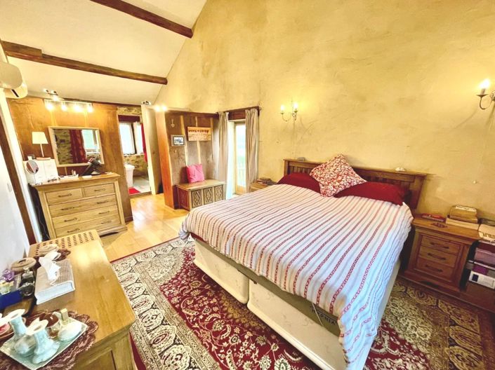 Image No.6-7 Bed House for sale