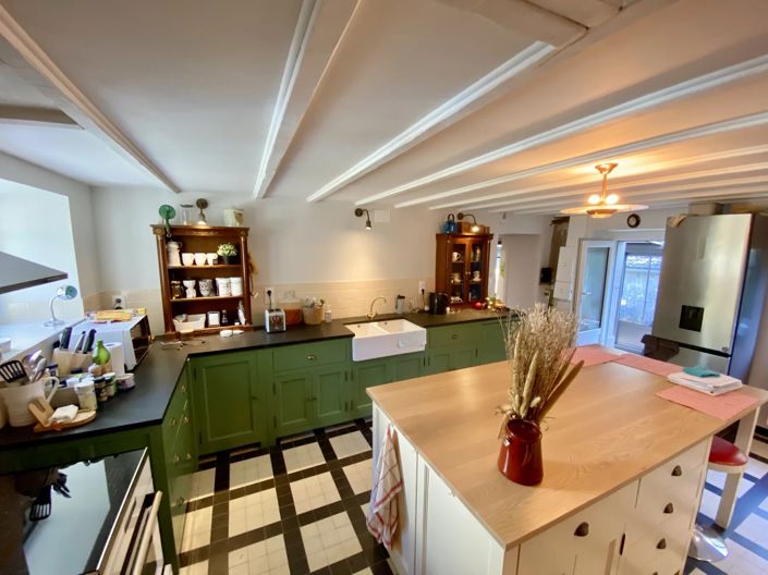 Image No.11-2 Bed House for sale