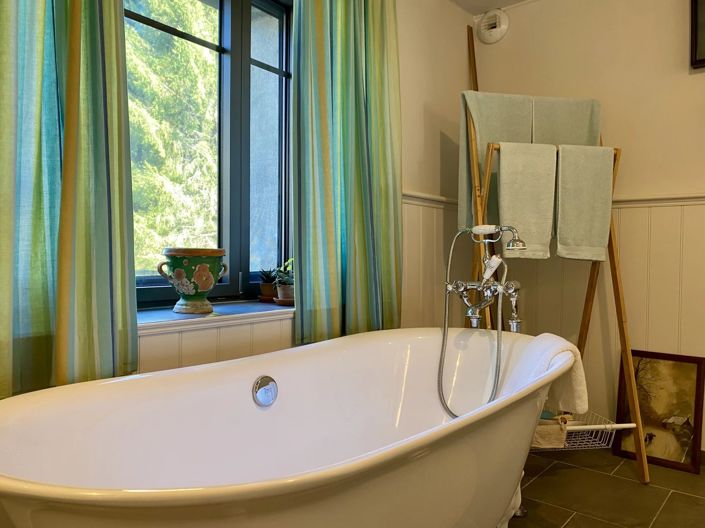 Image No.12-2 Bed House for sale