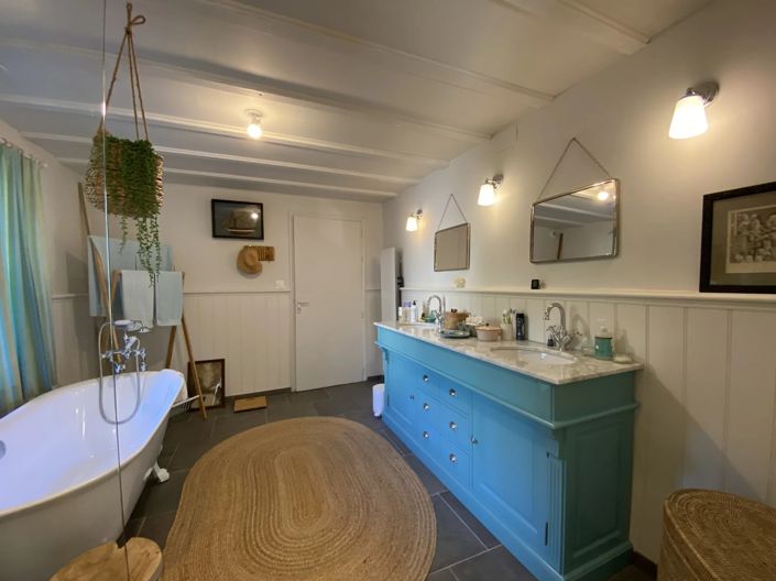 Image No.13-2 Bed House for sale