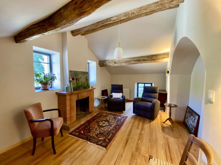 Image No.6-2 Bed House for sale