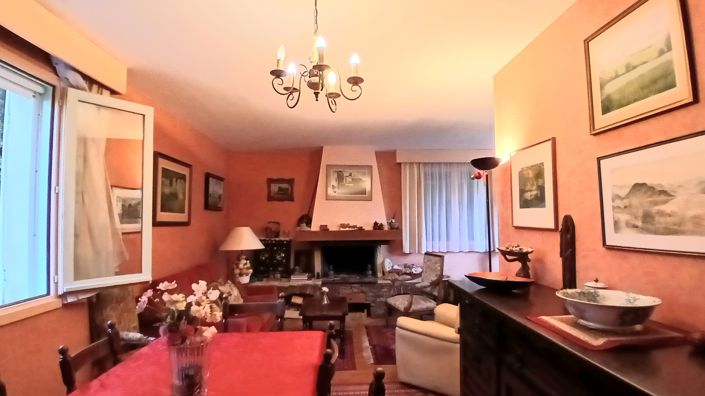 Image No.15-5 Bed House for sale