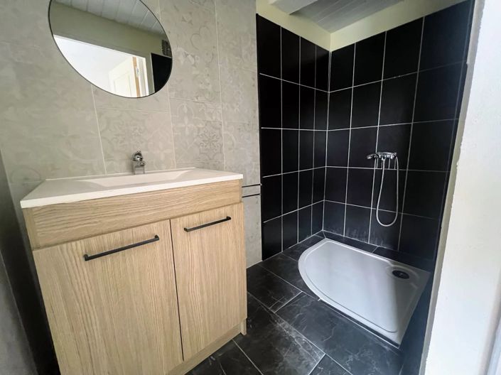 Image No.15-4 Bed House for sale