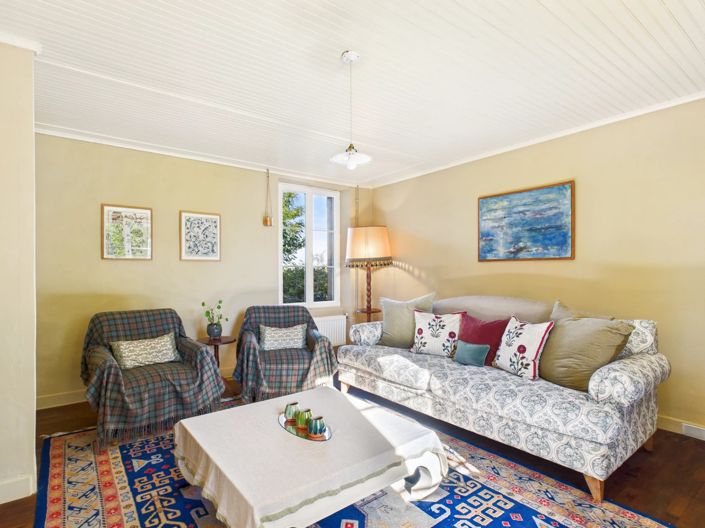 Image No.5-3 Bed Village House for sale