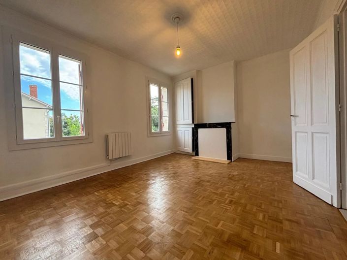Image No.7-3 Bed House for sale