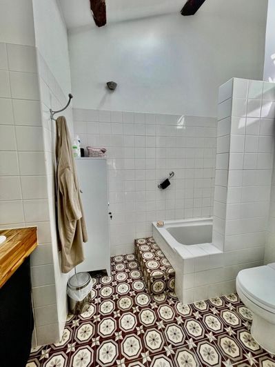 Image No.11-2 Bed House for sale