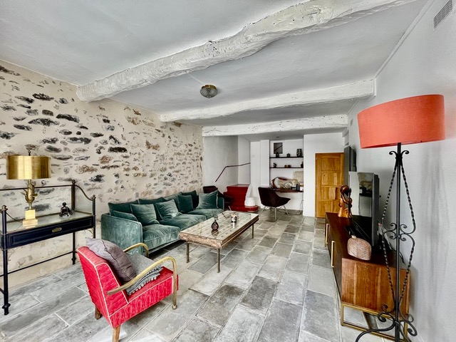 Image No.4-2 Bed House for sale