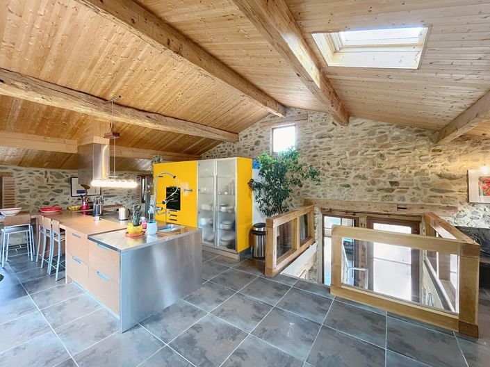 Image No.4-5 Bed House for sale