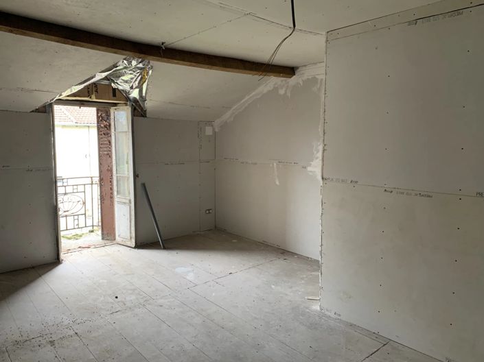 Image No.11-House for sale