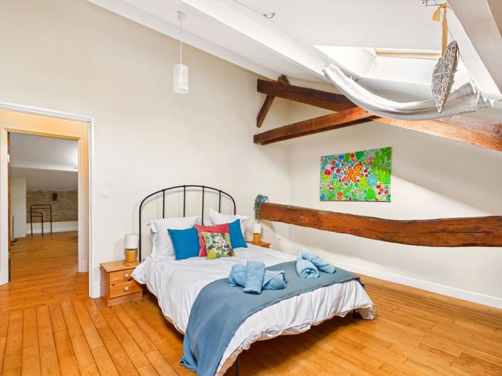 Image No.14-13 Bed Village House for sale