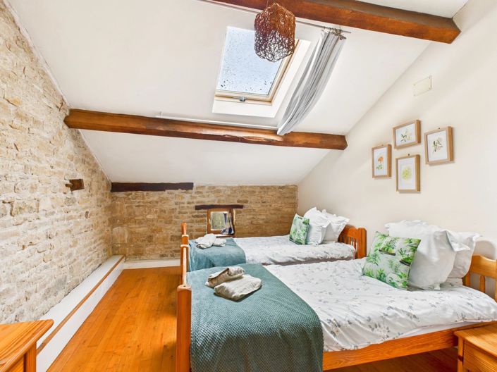 Image No.15-13 Bed Village House for sale