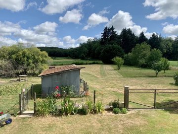 83c518f5859b1fce664d58305f1e3694798c29fd4b192