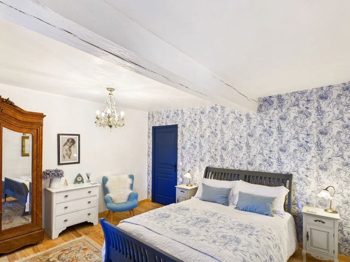 Image No.13-6 Bed House for sale