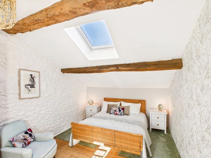 Image No.14-6 Bed House for sale