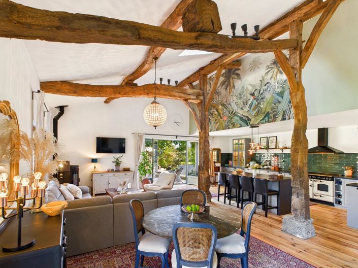 Image No.3-6 Bed House for sale