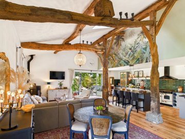 b3876648288099667683191c8a1c19059812cf59ff200