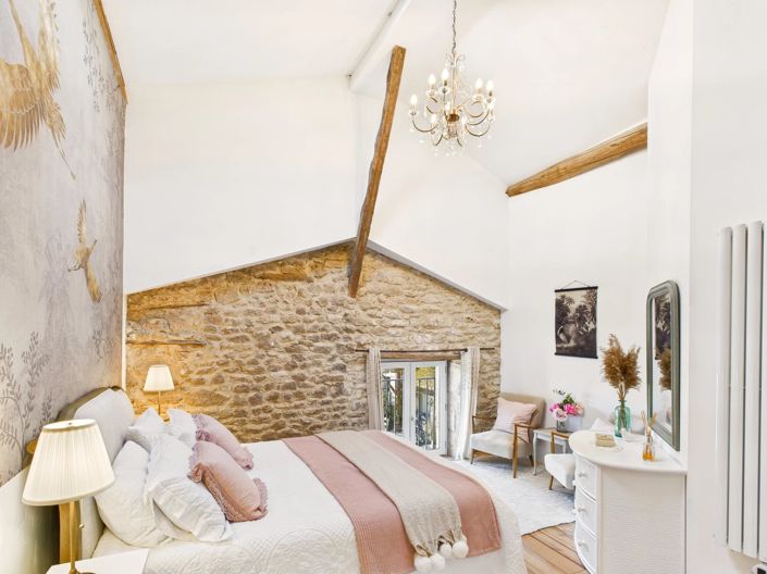 Image No.9-6 Bed House for sale