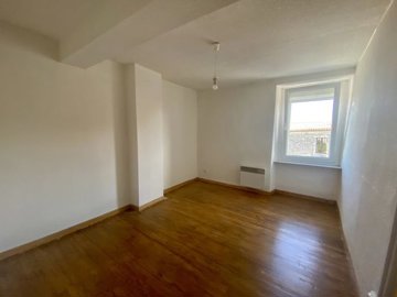 b470544612cd655599c51f777b8d719d7201359f42192