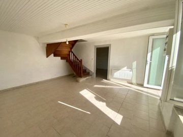 f040ef13bf2209e99067447c16d6e15edc2a51a41f192