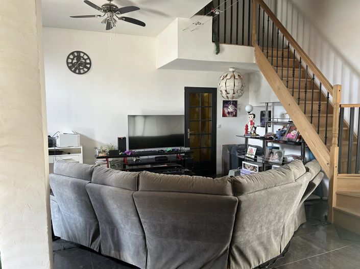 Image No.5-11 Bed House for sale