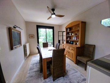 15939c8782766a5c95940bcd7883a93a372c82bdc2192