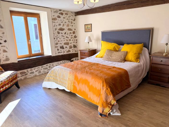 Image No.13-3 Bed House for sale