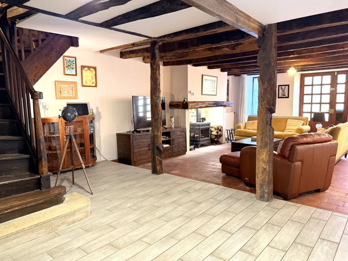 Image No.6-3 Bed House for sale