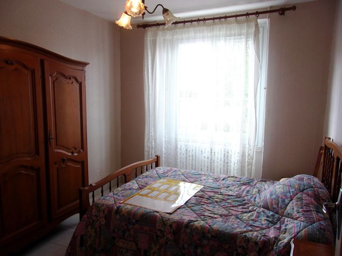 Image No.10-6 Bed Village House for sale