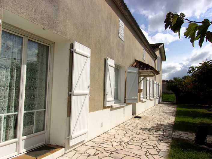 Image No.2-Maison de village de 6 chambres à vendre à Gironde-sur-Dropt