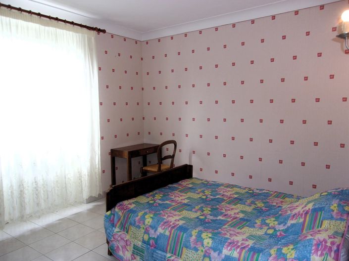 Image No.7-6 Bed Village House for sale