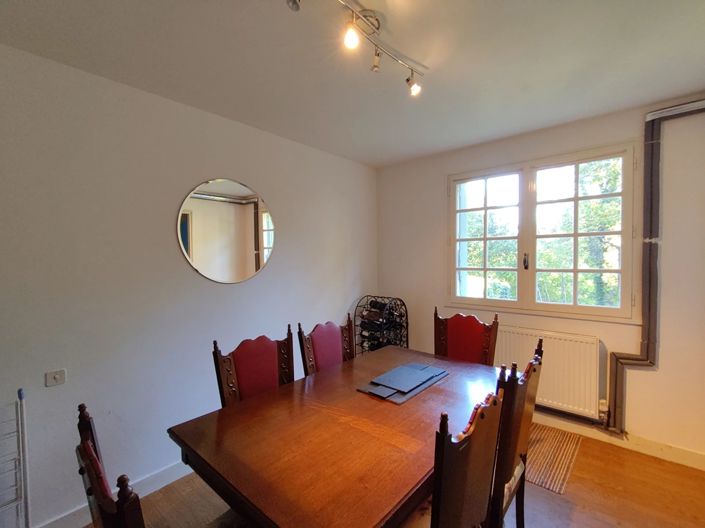 Image No.4-2 Bed House for sale