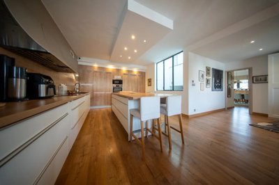 8da8d36287b34d14abcc0e05f653b1d3ff22bde46a192