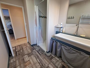 c7fc4250a3a868455ad92656428e019af38eddab51192