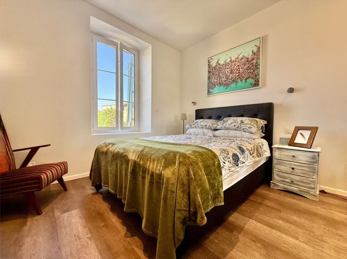 Image No.10-4 Bed House for sale