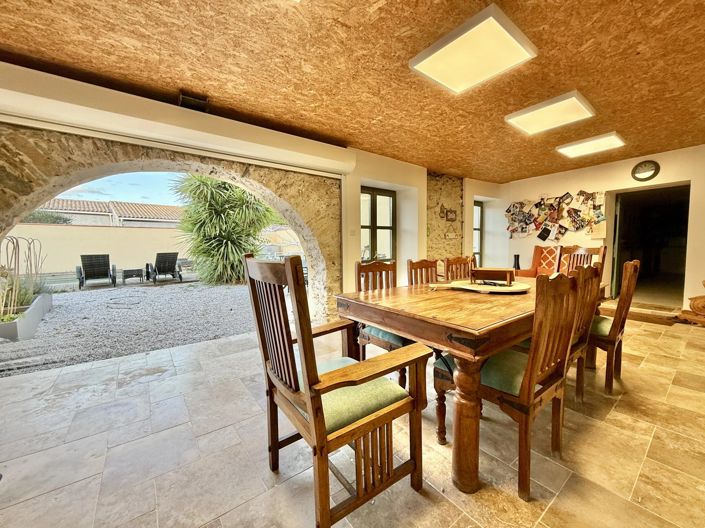 Image No.7-4 Bed House for sale