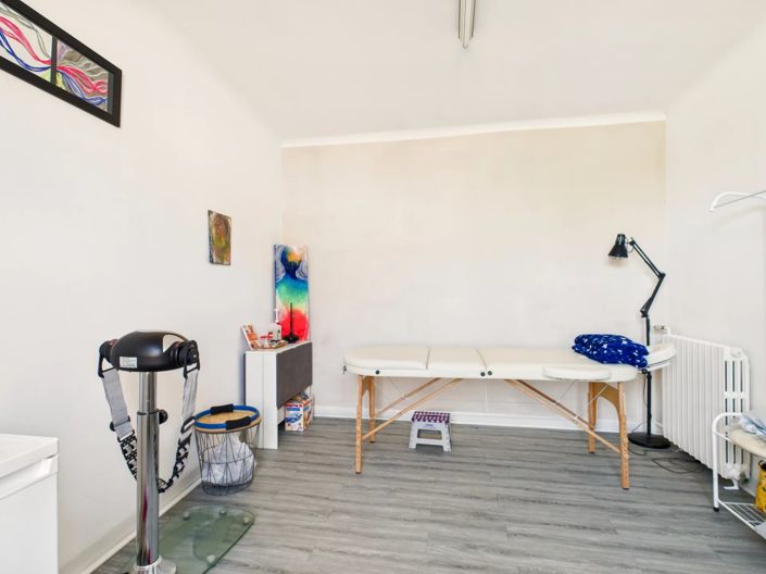 Image No.11-7 Bed House for sale