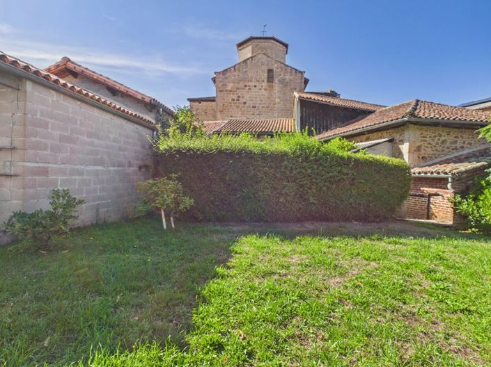 Image No.9-7 Bed House for sale