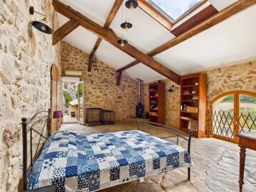 ca1ef906090a9b1029823bee1e6ac8c79518af19ff192