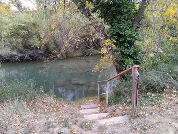 e92a329e5a8bde3bba43d05ee3b1741fb6885651a8192