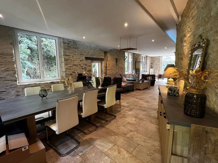 Image No.5-4 Bed House for sale