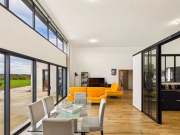 d1083b7d39f769920cdc1d9f61247993a8a287a7cf200