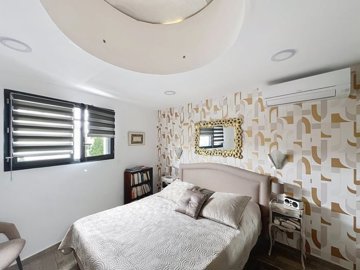 d1e8a94c2d43468a8c9f6090d445869103df191bc8192