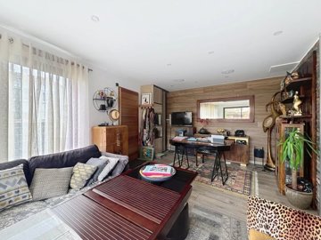 b88b8edca8359946b4758dff80f214c855ebf6bba4192