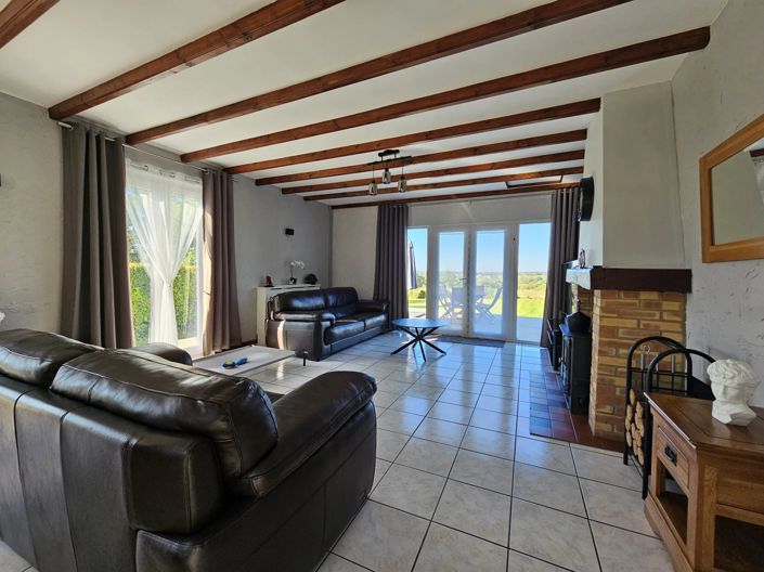 Image No.11-3 Bed Village House for sale