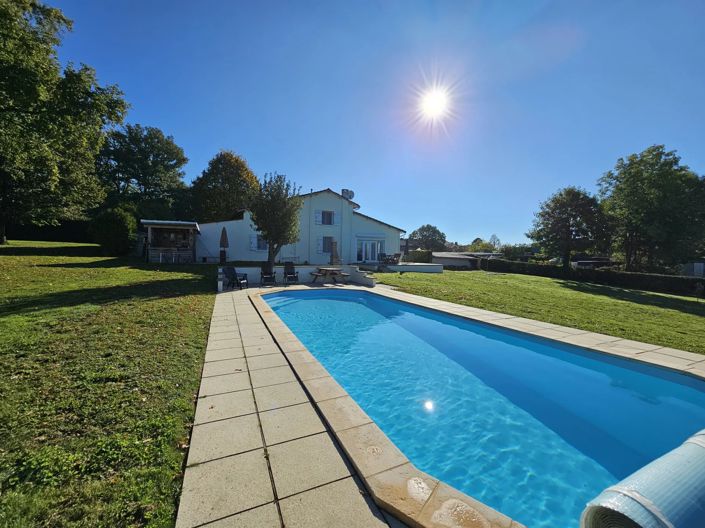 Image No.15-3 Bed Village House for sale